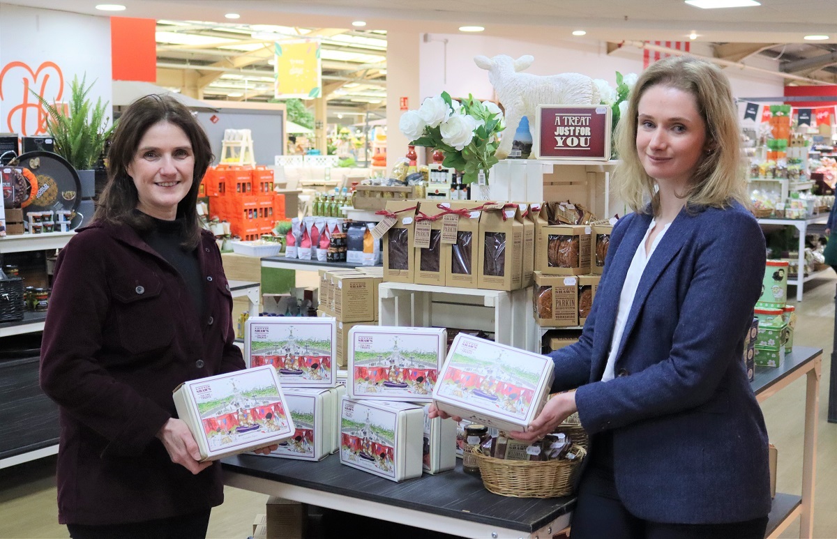 Lottie Shaw’s Coronation Treat Tin with Eleanor Tomlinson