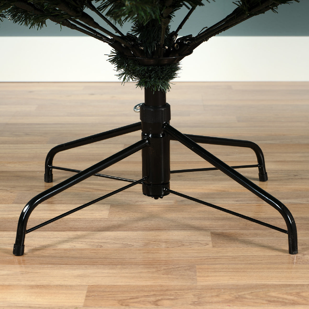 6FT Glen Coe Fir Pre-lit - Kaemingk Everlands Christmas Tree | AT15