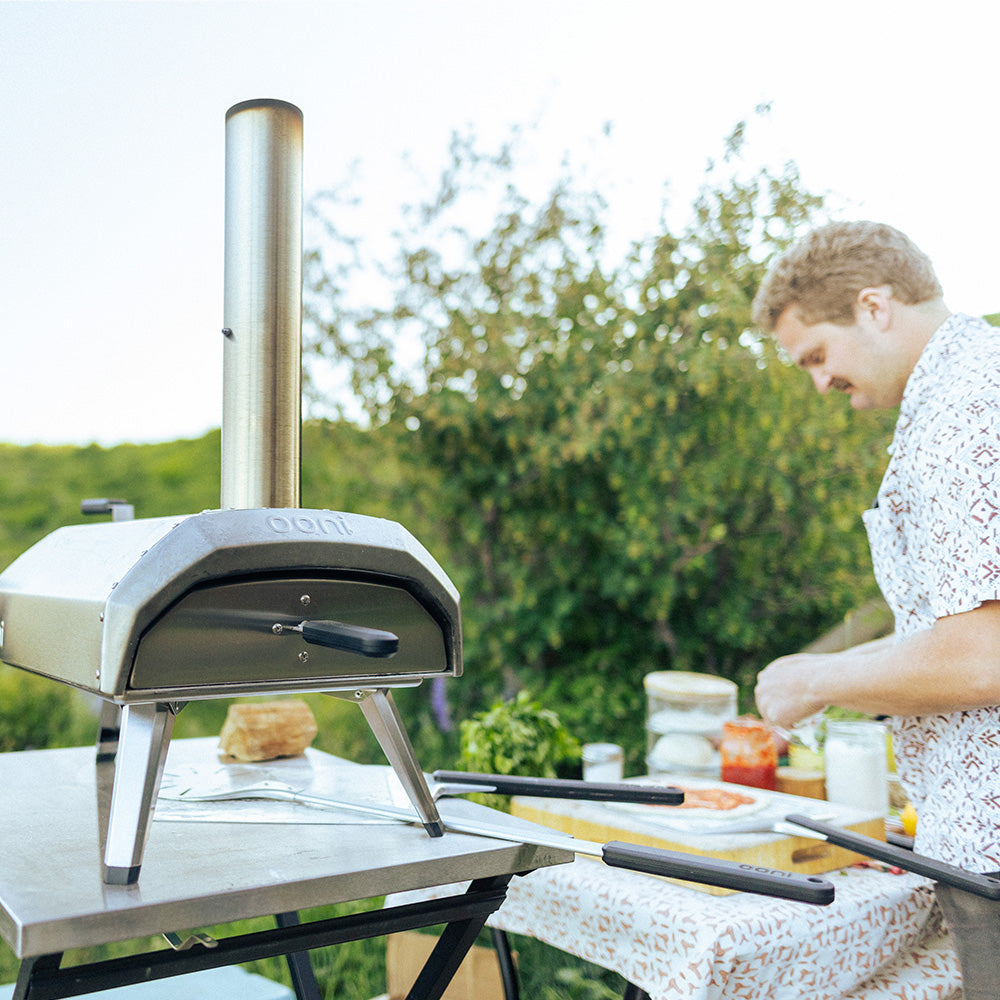 Ooni Karu 12 Multi-Fuel Pizza Oven