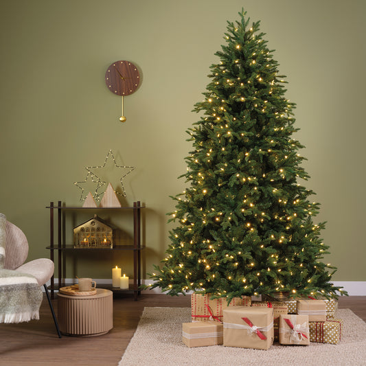 7ft Hampton Spruce Pre-Lit - Kaemingk Everlands Christmas Tree | AT22