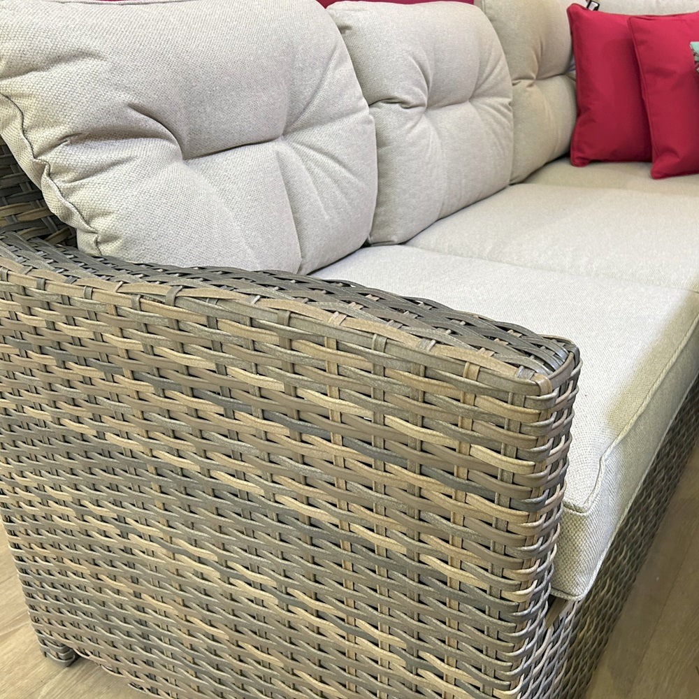 Hill & Dale Oakworth Corner Set | W0050