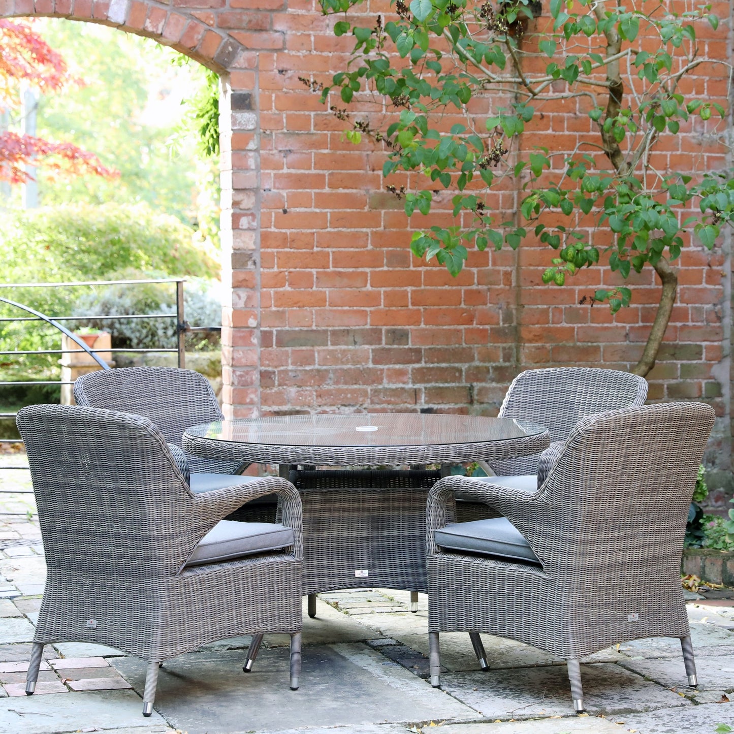 Supremo Verona 4 Seat Dining Set | W0040