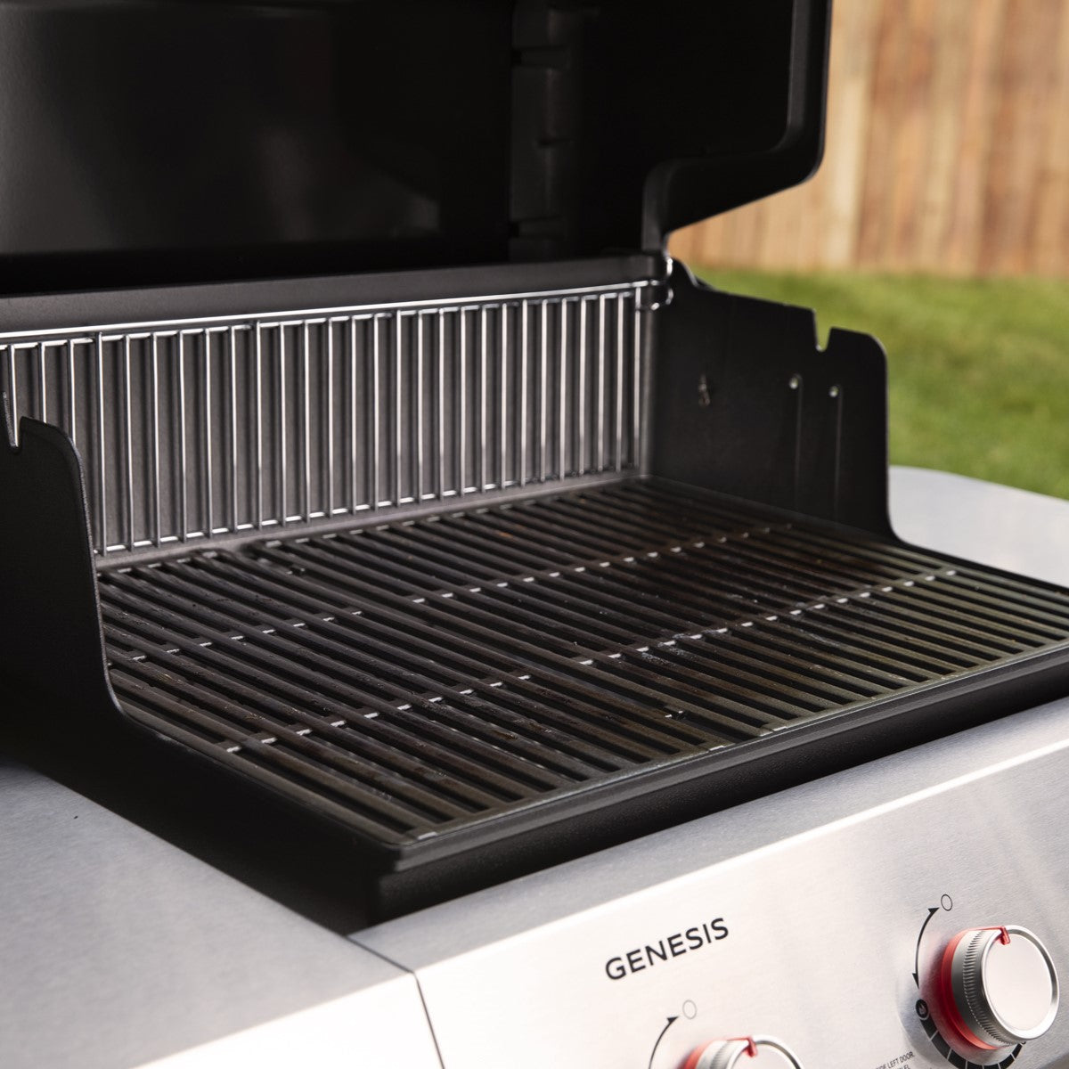 Weber Genesis E-315 BBQ